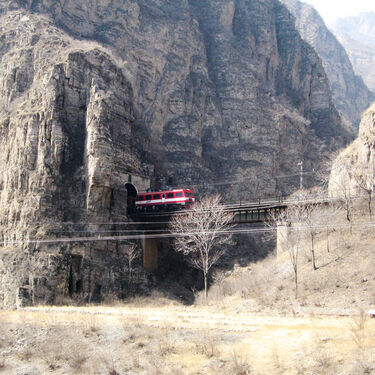 Des essais fructueux sur la ligne de trafic lourd Fengsha en Chine