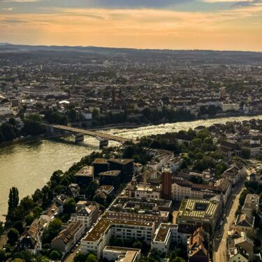 Bedding of building services systems at ETH Zurich in Basel