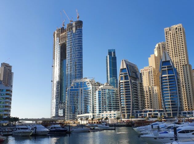 Pool Bearing Jumeirah Gate Dubai Poollagerung