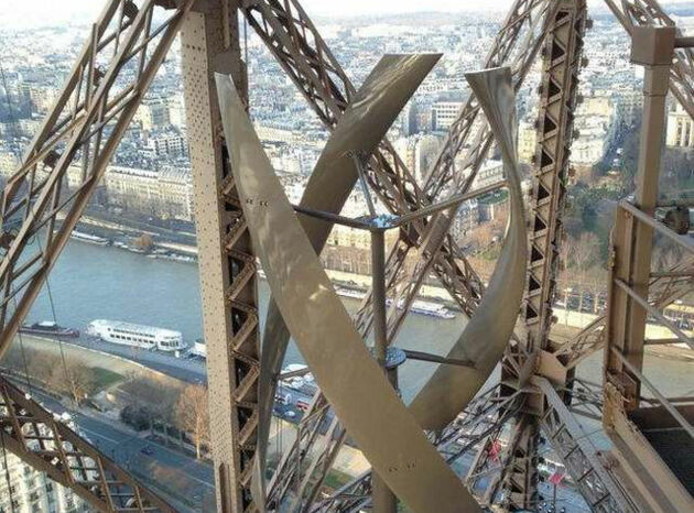 Eiffel Tower 1